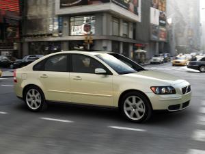Volvo S40 2004 года